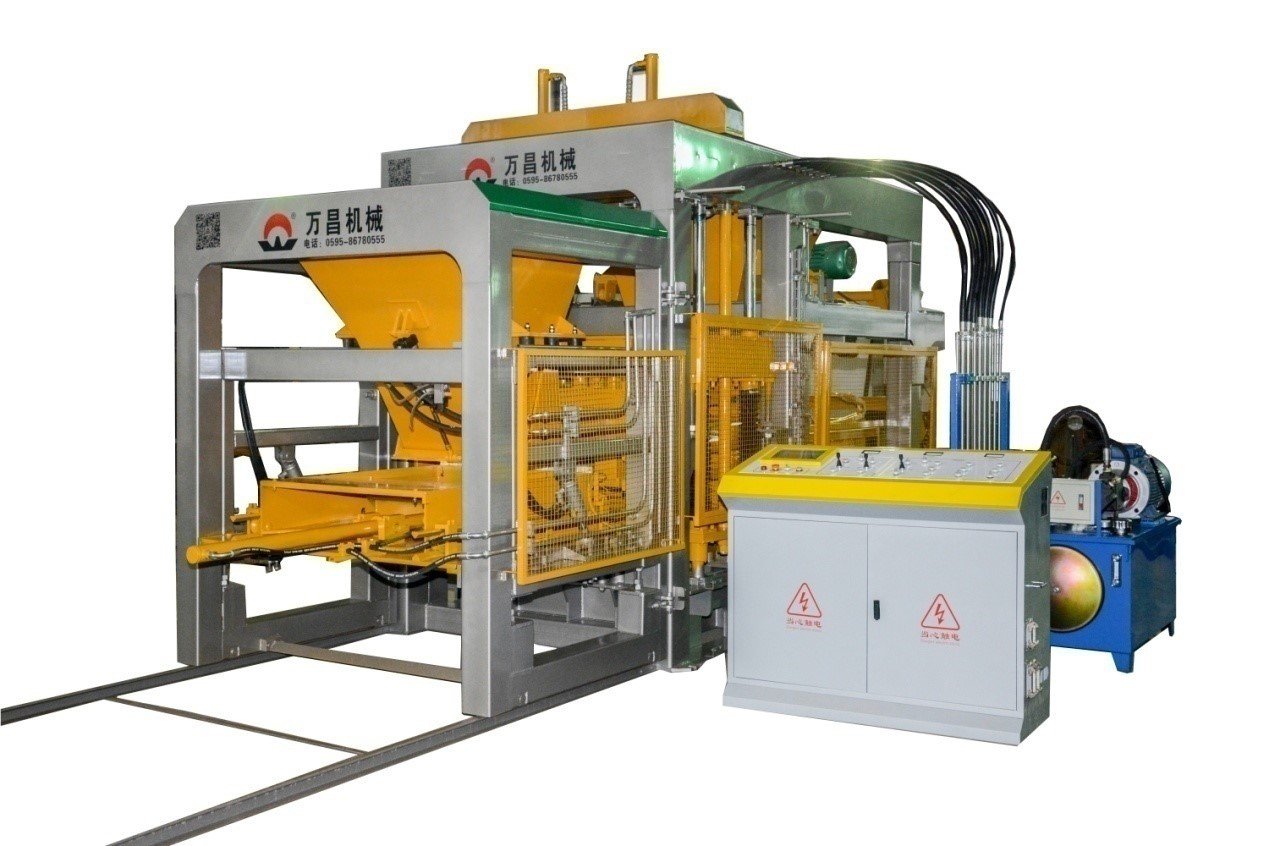 Automatic concrete block forming machine QT15-15